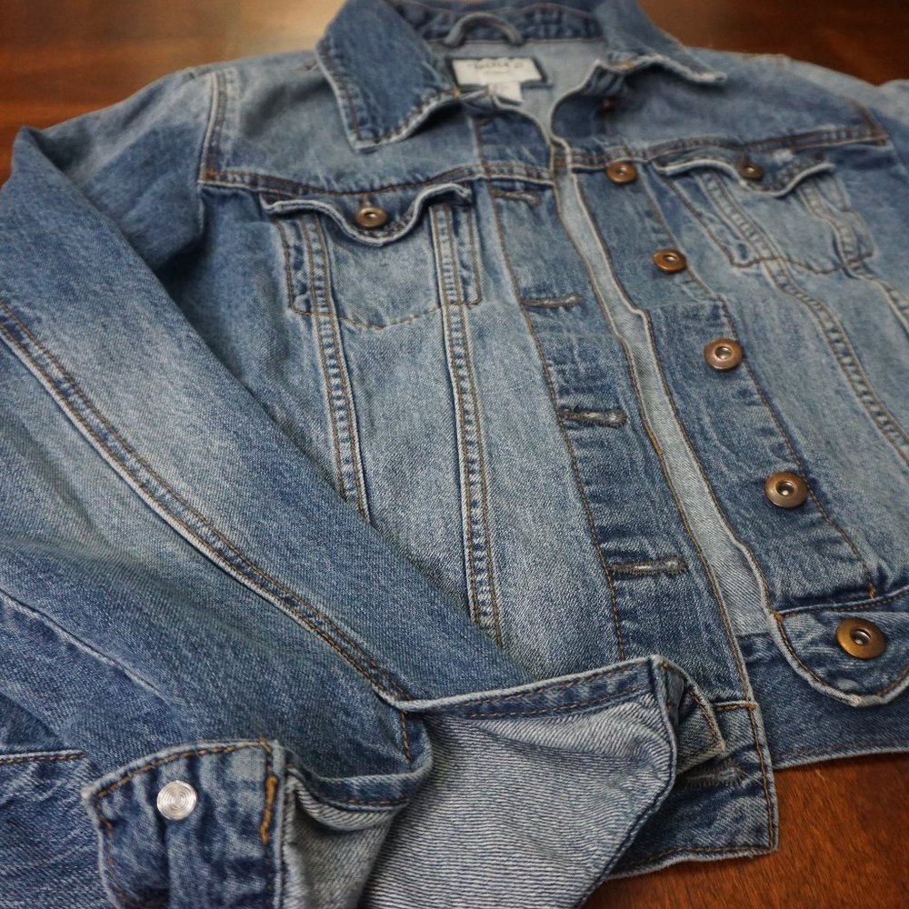 Jean Jacket - Picture 2 of 3